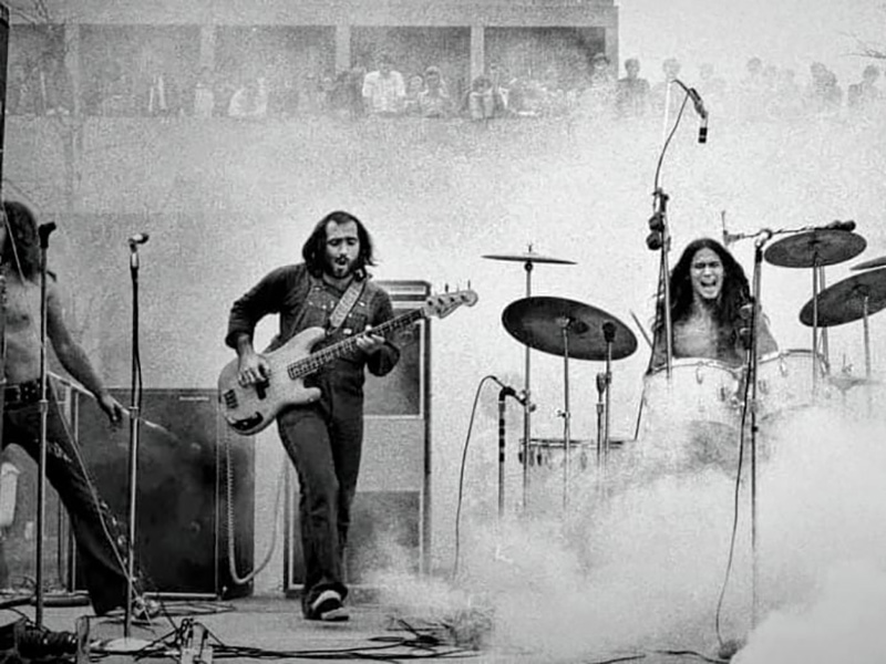Onstage with The Shadows of Knight in the ‘70s