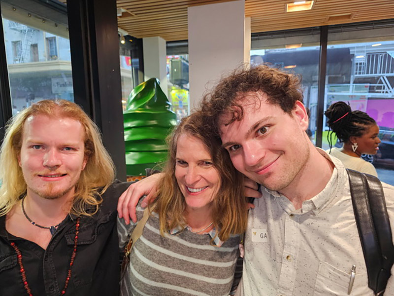 naomi-cade-colin Naomi with son's Colin and Cade